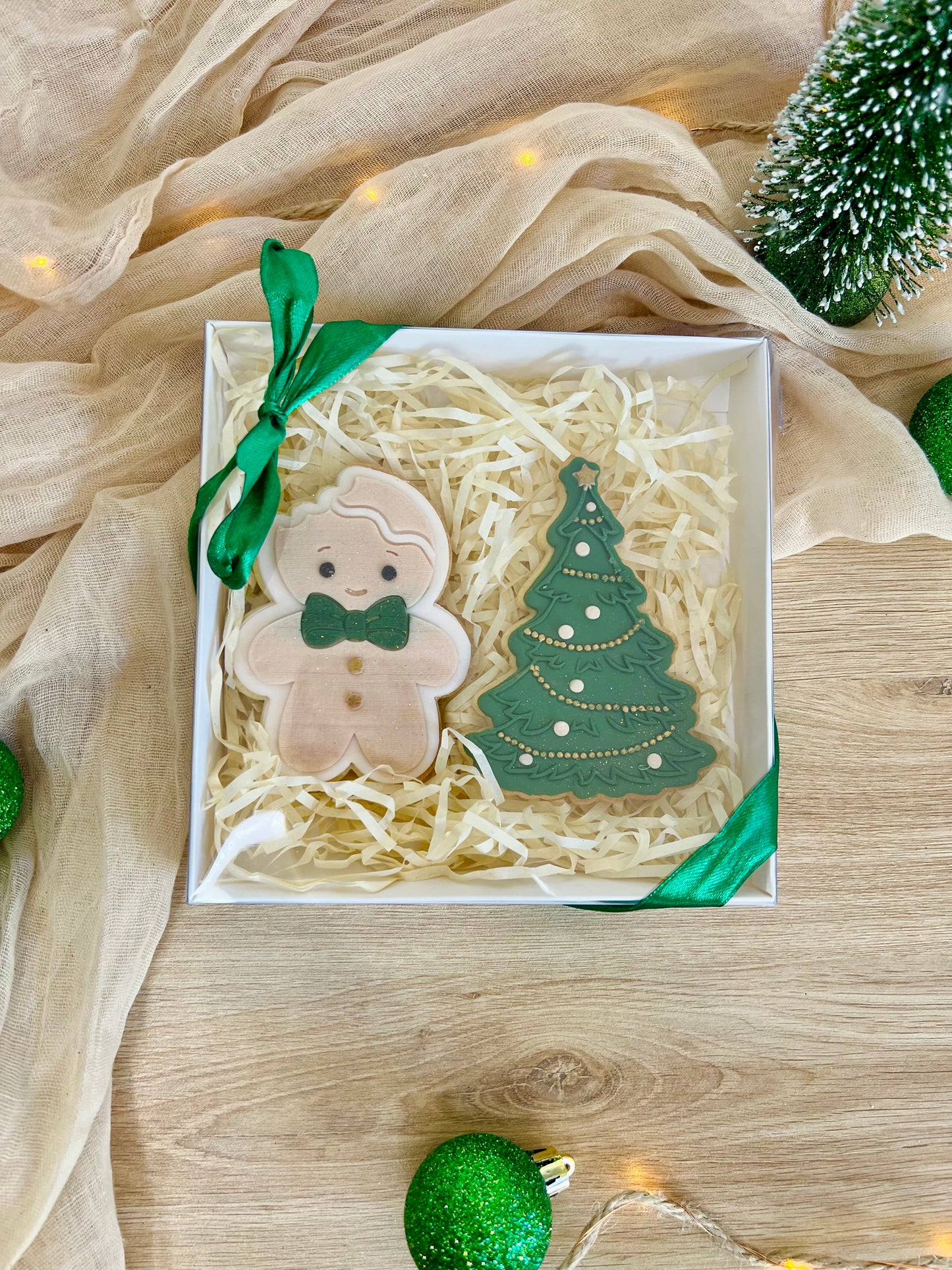 Coffret 2 biscuits - Bonhomme/Sapin